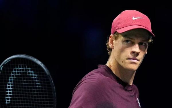 "Конечно, я не совсем свежий". Янник Синнер оценил свою форму после выхода в четвертьфинал "Мастерса" в Париже