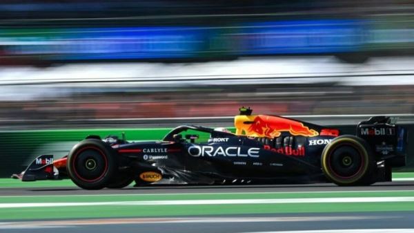 Жак Вильнёв: В Red Bull Racing чрезмерно защищают Юки Цуноду