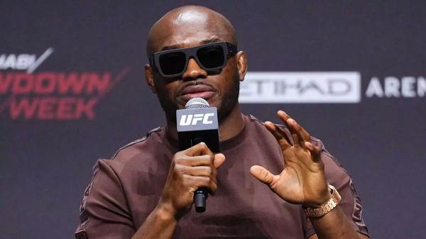 Камару Усман объяснил отказ от боя Белалом Мухаммадом