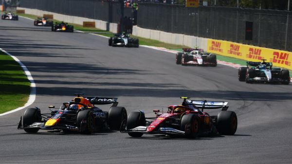 «Полная неожиданность». Льюис Хэмилтон – о 10-секундном штрафе