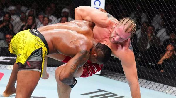 Усман: «Волков выиграл, Алмейда разочаровал»