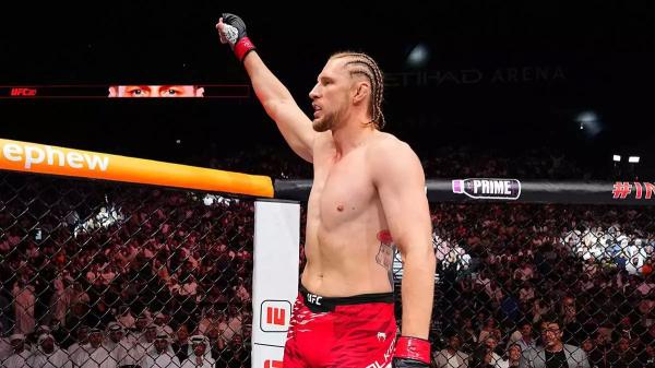 Дана Уайт – о победе Волкова: «Очень доволен»