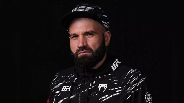 Мурзаканов хочет драться с Прохазкой, но допускает бой с Анкалаевым