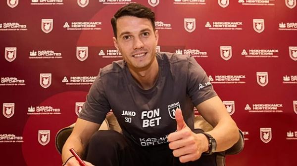 Полузащитник "Рубина" получил серьезную травму на тренировке