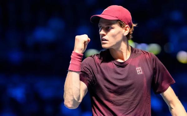 Янник Синнер уверенно обыграл Алекса де Минаура и вышел в финал турнира в Вене