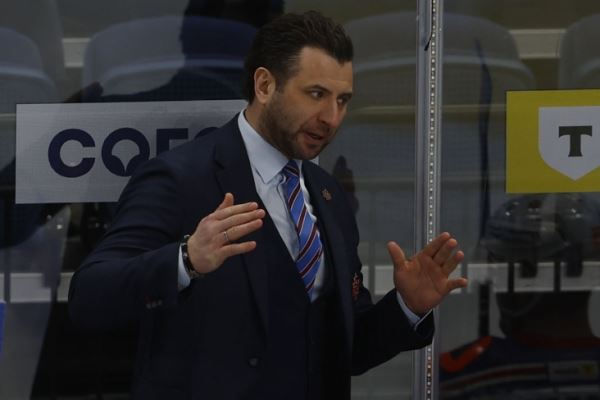 «Хочу сказать спасибо отцу». Роман Ротенберг опубликовал поздравление с Днём тренера