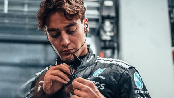 Джордж Расселл: Нужно или меняться позициями сразу, или не делать этого вообще!