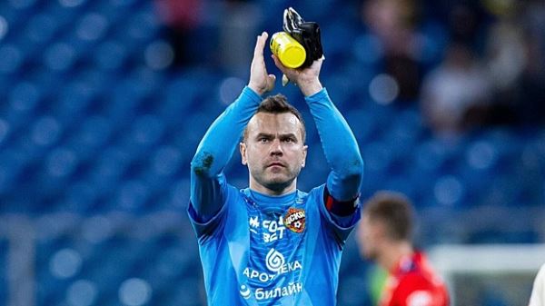 Челестини - об Акинфееве: трудно представить, что он выйдет на поле с "Пари НН"