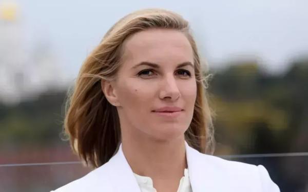 Светлана Кузнецова - об отказе Рыбакиной от фото с главой WTA: Что-то мне подсказывает, что инициатива исходила от Вукова