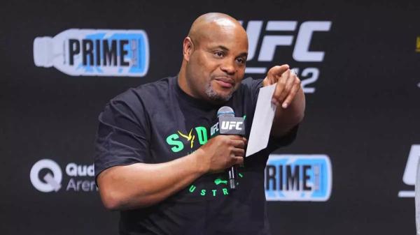 Кормье – о критике Джонса в адрес Аспиналла: «Хабиб тоже проигрывал Гэйтжи»