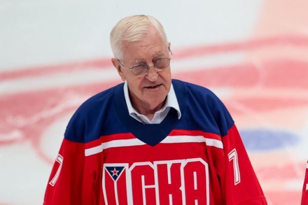 «Сделать это нужно было давно». Борис Михайлов — о включении Могильного в Зал славы