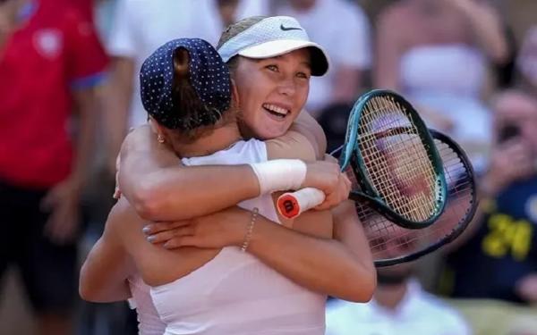 Светлана Кузнецова оценила значение участия Мирры Андреевой и Дианы Шнайдер в Итоговом турнире WTA в парном разряде