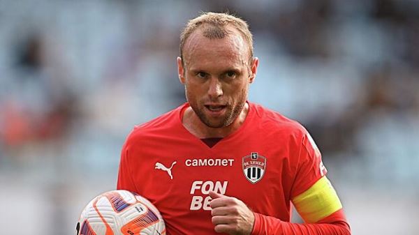 Глушаков посоветовал Захаряну приехать в Россию