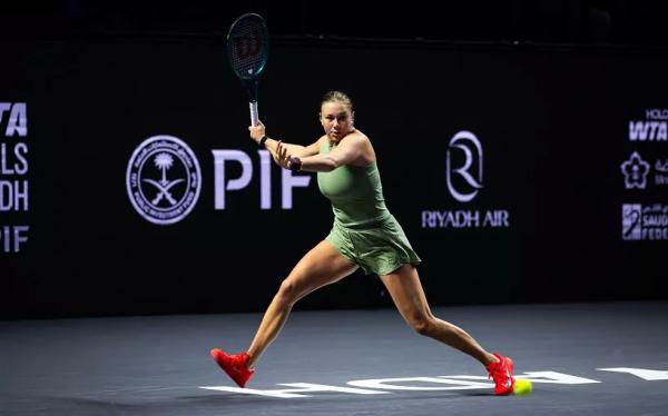 WTA Finals. Аманда Анисимова одолела Игу Швёнтек и вышла в полуфинал