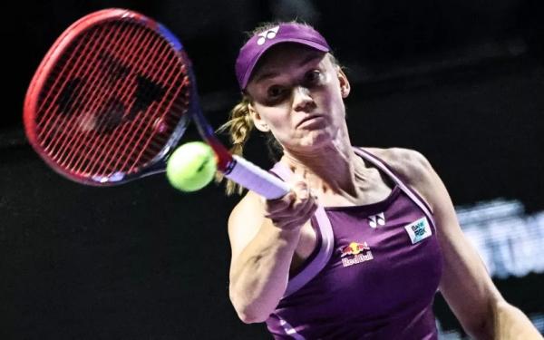 WTA Finals. Елена Рыбакина одолела Джессику Пегулу в полуфинале турнира