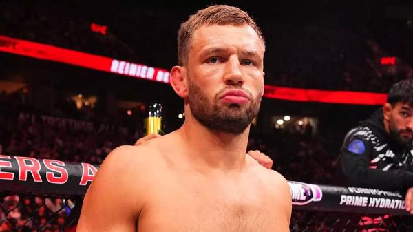 Де Риддер – о поражении: «Сталкивался с этой проблемой в бою с Малыхиным»