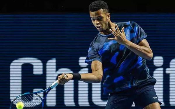 Мец (ATP). Мпетши-Перрикар вылетел от 222-й ракетки мира и другие результаты понедельника