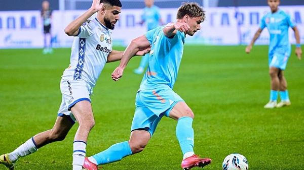 «Это уже не футбол». Мостовой раскрыл, что игроки «Зенита» говорили в перерыве с «Динамо»