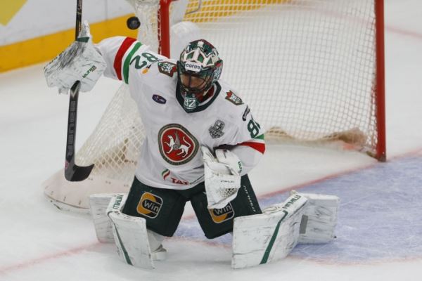 Вратарь «Ак Барса» Билялов вышел на чистое пятое место по числу побед в КХЛ