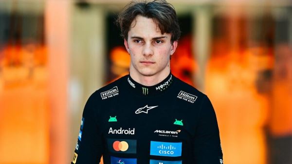 Берни Коллинз: Такое чувство, что McLaren сдерживает Пиастри